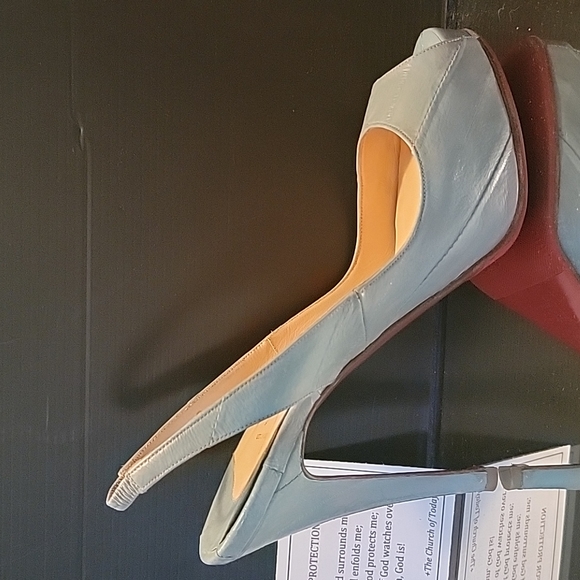 Christian Louboutin baby blue eel, lady peeps 120 heel, with 1in platform ๐38.5 - Picture 5 of 14